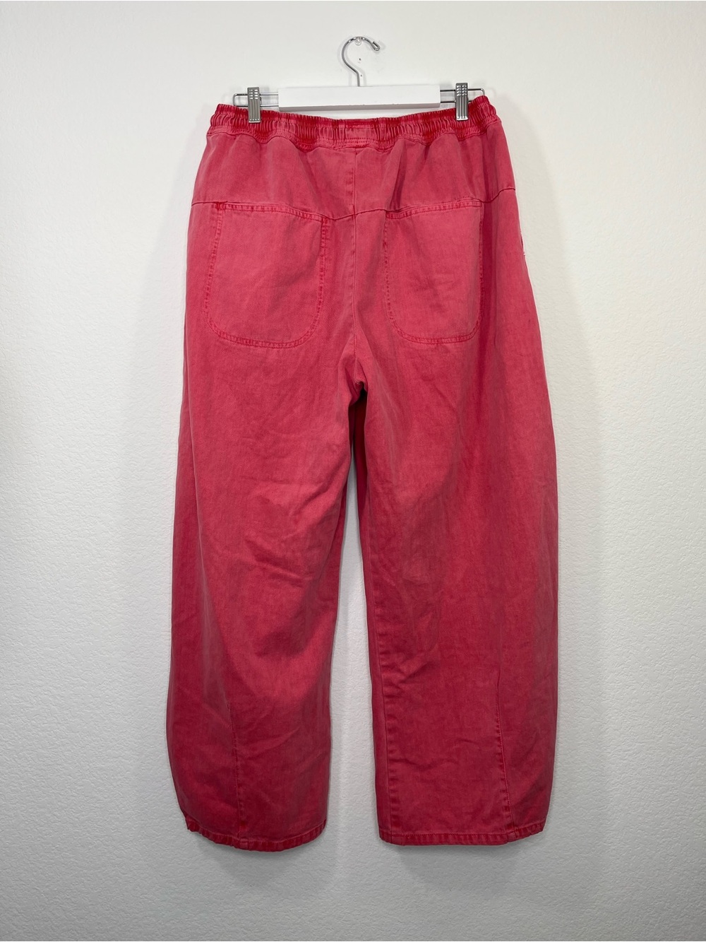 Free People NWOT Lex Pull-On Barrel Pants in Honeysuckle size large - Picture 3 of 7